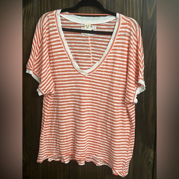 Small- WE THE FREE Linen-blend Coral Striped Oversized Raw Trim T-Shirt - Picture 5 of 10
